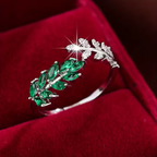 Classic Leaf Ring