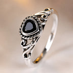 Elegant Onyx Heart Zirconia Ring